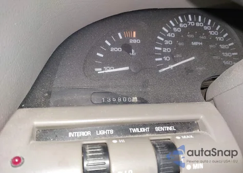 1999 Oldsmobile Aurora z USA, uszkodzony, nr VIN 1G3GR62C5X4104923